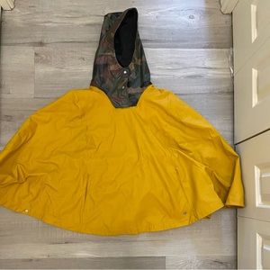 Herschel Supply Company Rain Poncho Women’s XS/S